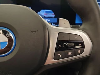 BMW 3 Serie BMW 3 Serie Touring 330e M-Sport Wegklapbare trekhaak, Panoramadak, ACC - afbeelding nr 12