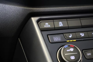 Volkswagen T-Roc Volkswagen T-Roc Cabrio 1.5 TSI R-Line / AUT / Acc / Digital Cockpit / Lane Assist / Dode Hoek / Leder / Camera / Navi / 20 Inch - afbeelding nr 21