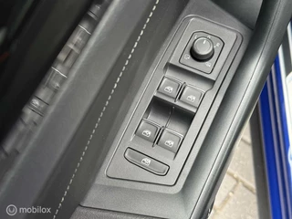 Volkswagen T-Roc Volkswagen T-Roc 1.5 TSI 3x R-line Panodak Virtual Navi Carplay ACC Camera - afbeelding nr 33