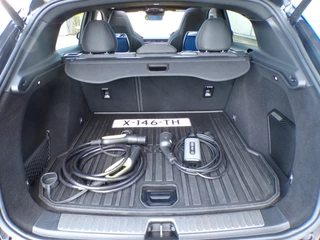 Lynk & Co 01 Lynk & Co 01 1.5, Trekhaak / Full LED / Elektr. Schuifdak / Camera 360 + Sensoren / Carplay + Android Auto / 20' LMV - afbeelding nr 30
