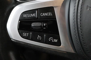 BMW 3 Serie BMW 3-serie 320i High Executive Edition (PARKEERSENSOREN, STOELVERWARMING, LEER, NAVIGATIE, NL-AUTO) - afbeelding nr 10
