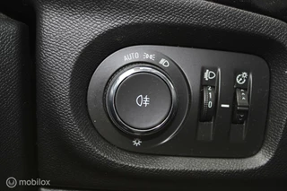 Opel Corsa Opel Corsa 1.2 Edition AUTOMATISCHE LICHTEN APPLE CARPLAY AIRCO - afbeelding nr 16