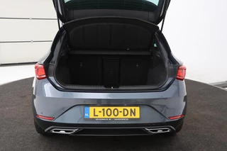 SEAT Leon SEAT Leon 1.5 eTSI FR Intense | Adaptive cruise | Carplay |  Sportstoelen | Full LED | Navigatie | Climate control | Parkeerhulp | Dodehoek detectie - afbeelding nr 22
