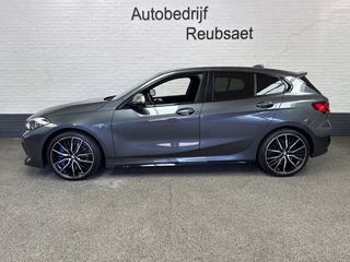 BMW 1 Serie BMW 1 Serie M135I X-Drive High Executive 306pk Kuipstoel Hud Incl 12Mnd Garantie - afbeelding nr 3