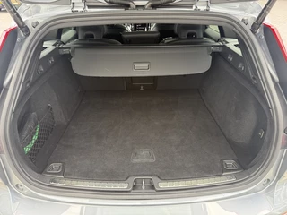 Volvo V60 Volvo V60 T6 340PK Recharge R-Design| Panodak| Adap.Cruise| 360Camera| Tre - afbeelding nr 50