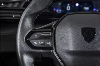 Peugeot 308 Peugeot 308 SW 1.2 PureTech 130 PK GT - Automaat | Dig. Cockpit | Adapt. Cruise | Stoel+-Stuurverw. | PDC | Camera | NAV + App. Connect | ECC | LM 17