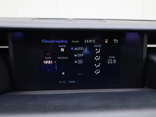 Lexus IS Lexus IS 300h 25th Edition | Vol Leder | Stoelverwarming | Parkeersensor - afbeelding nr 31