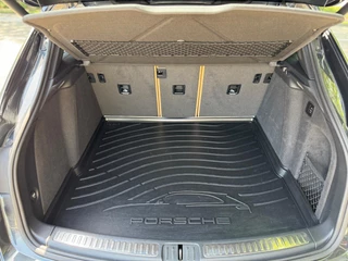 Porsche Macan Porsche Macan 3.0 GTS Burmester ACC Pano Cognac L Chrono Vol geoptioneerd Onderhoudshistorie Distronic Flippers Stoelkoeling/verwa - afbeelding nr 35