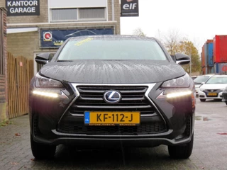 Lexus NX Lexus NX 300h| GROOT SCHERM | APPLE CARPLAY | TREKHAAK | CAMERA | DEALER ONDERHOUDEN | ORIGINEEL NEDERLANDS | - afbeelding nr 33
