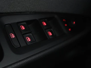 SEAT Leon SEAT Leon 1.4 TSI Style | Carplay | Full LED |  Climate control | Navigatie | Parkeerhulp | Cruise control | Bluetooth - afbeelding nr 25