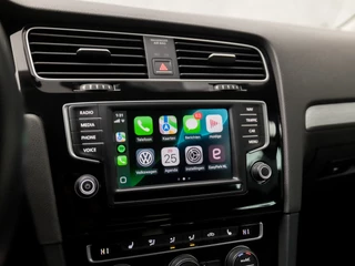 Volkswagen Golf Automaat (APPLE CARPLAY, NAVIGATIE, CLIMATE, STOELVERWARMING, GETINT GLAS, SPORTSTOELEN, CRUISE, PARKEERSENSOREN, LM VELGEN, NIEUWSTAAT) - afbeelding nr 8