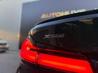 BMW 5 Serie BMW 5-serie M550i xDrive M-Pakket|Pano|Softclose|B&W|Alcantara|360|Leder - afbeelding nr 21