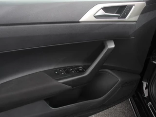 Volkswagen Polo Volkswagen Polo 1.0 TSI Move | DEMO ! | Navigatie App Connect / Android Auto / Apple Carplay Climate Control Parkeer sensoren Lichtmetalen Velgen Dab Digitale Cockpit - afbeelding nr 14