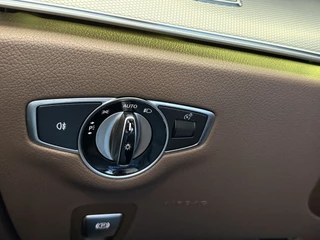 Mercedes-Benz E-Klasse Mercedes-Benz E-Klasse Estate 200 AMG Business Solution Sport Automaat | Lederen sportstoelen | Elektr. trekhaak | Sfeerverlichting | Adaptive | Camera - afbeelding nr 33