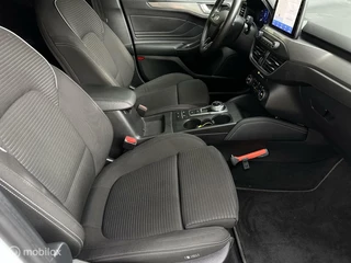 Ford Focus Ford Focus Wagon 1.0 EcoBoost Titanium X Business - afbeelding nr 9