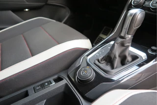 Volkswagen T-Roc Volkswagen T-Roc 2.0 TSI 190pk DSG 4Motion Sport , Virtual cockpit , Led verlichting, Trekhaak (afneembaar), Navigatie, Stoelverwarming,Achteruitrijcamera etc. Nieuwe APK - afbeelding nr 38