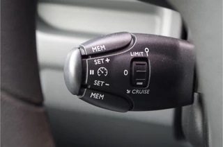 Opel Vivaro Opel Vivaro 2.0 CDTI L3H1 Edition >145pk/Trekhaak/Apple Carplay/Android Auto... - afbeelding nr 17