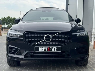 Volvo XC60 Volvo XC60 2.0 T6 AWD R-Design M22 FULL PANO NAVI CLIMATE PDC SPORTVELGEN - afbeelding nr 4