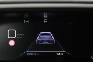 Peugeot 508 Peugeot 508 1.6 HYbrid Allure | Stoelverwarming | Carplay | Camera | Trekhaak | Navigatie | Climate control | Half leder | Cruise control | PHEV - afbeelding nr 31