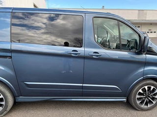 Ford Transit Custom Ford Transit Custom 320 2.0 TDCI L1H1 Sport DC 185pk Automaat | DC | Dubbele Cabine | Adaptive cruise control | Dubbele schuifdeur | Trekhaak | Camera | Navigatie | Stoel-Stoel | Stoelverwarming - afbeelding nr 7