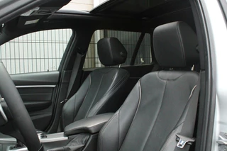 BMW 3 Serie BMW 3-serie Touring 330i xDrive M Sport Headup Pano Memory - afbeelding nr 25