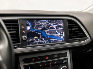 SEAT Leon 150Pk (APPLE CARPLAY, NAVIGATIE, CLIMATE, LED KOPLAMPEN, LEDER, CAMERA, SPORTSTOELEN, PARKEERSENSOREN, KEYLESS, NIEUWSTAAT) - afbeelding nr 8