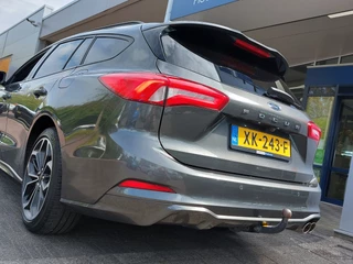 Ford Focus 1.0 EcoBoost 125pk ST-Line Business | Origineel NL | Navi | B&O Sound | Clima | Adap.Cruise | Led Koplampen | Keyless Entry | Pdc V+A+Assist+Camera | Privacy Glass | 18''lm | Trekhaak - afbeelding nr 51