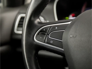 Renault Mégane Estate (APPLE CARPLAY, GROOT NAVI, CAMERA, BOSE AUDIO, LEDER, TREKHAAK, SPORTSTOELEN, KEYLESS, PARKEERSENSOREN, NIEUWE APK, NIEUWSTAAT) - afbeelding nr 19