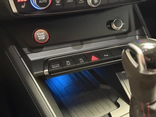 Audi RSQ3 Audi RS Q3 TFSI | Pano | Schaalstoelen | B&O | Keyless | Camera | Carbon | DAB - afbeelding nr 28