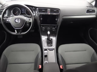 Volkswagen Golf AUTOMAAT / NAVI / CLIMA / PDC / BLUETOOTH / CRUISE / CARPLAY / NL-AUTO - afbeelding nr 19