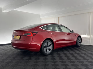Tesla Model 3 (INCL-BTW) Aut. *PANO | AUTO-PILOT | NAPPA-LEATHER | KEYLESS | FULL-LED | MEMORY-PACK | SURROUND-VIEW | DAB | CARPLAY | DIGI-COCKPIT | LANE-ASSIST | COMFORT-SEATS | 18