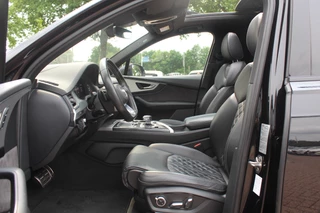 Audi SQ7 Audi SQ7 4.0 TDI quattro GRIJS KENTEKEN / Trekhaak / Panoramadak / 360Camera / Head-up / 23'' / Luchtvering / Keyless / Bose / Dodehoek / DAB / Apple CarPlay / Nachtzicht / Matrix LED / ACC / Stoelverwarming - afbeelding nr 10