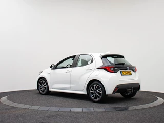Toyota Yaris Toyota Yaris 1.5 Hybrid Dynamic | Trekhaak | Camera | Stoelverwarming - afbeelding nr 9