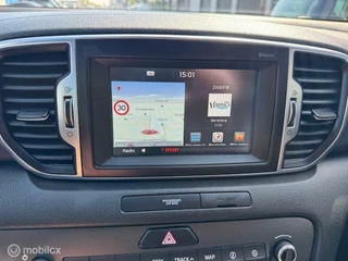 Kia Sportage Kia Sportage 1.6 GDI DynamicLine  , Navigatie , Achteruit rij Camera / Climate - & Cruise Controle / dealer onderhouden - afbeelding nr 27