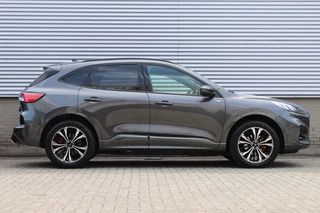 Ford Kuga | 19'' | Styling pack | BLIS | B&O | Head-up | Navigatie - afbeelding nr 2