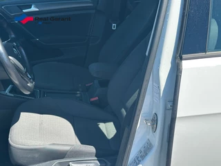 Volkswagen Golf Volkswagen Golf 1.0 TSI Comfortline PDC NAVI CARPLAY ORG NL AUTO - afbeelding nr 7
