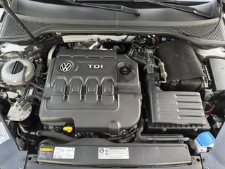 Volkswagen Passat Volkswagen Passat Variant 1.6 TDI Highline PANO DSG trekhaak - afbeelding nr 38