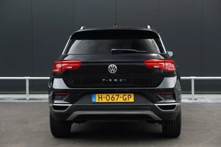 Volkswagen T-Roc Volkswagen T-Roc 1.0 TSI Style Business Navi Clima CarPlay  ACC Getint glas 17-Inch Nl-Auto NAP! - afbeelding nr 8