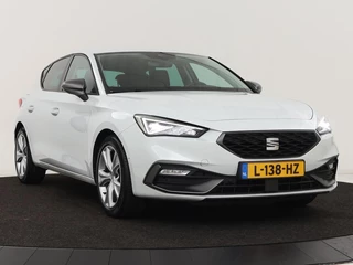 SEAT Leon SEAT Leon 1.5 eTSI FR Intens | Stoel & stuurverwarming |  Trekhaak | Adaptive cruise | Navigatie | Parkeerhulp | Full LED - afbeelding nr 27