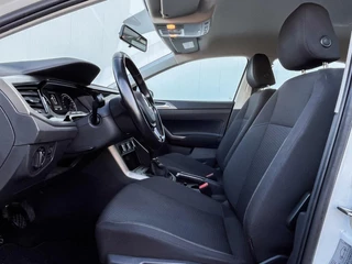 Volkswagen Polo Volkswagen Polo 1.0 TSI 95pk Comfortline | Navigatie | 2xPDC | Achteruitrijcamera - afbeelding nr 5