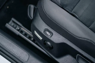 Volkswagen Golf Volkswagen Golf 1.0 TSI Panorama LED Digi NAP - afbeelding nr 42