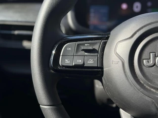 Jeep Avenger Jeep Avenger Longitude 54 kWh | Navi | Carplay | Stoelverwarming | - afbeelding nr 17