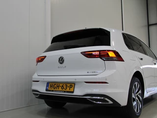 Volkswagen Golf Volkswagen Golf 1.4 eHybrid 204pk Style | Acc | Camera - afbeelding nr 14