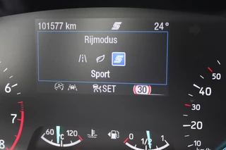 Ford Focus Ford Focus Wagon 1.5 EcoBoost ST Line Business | Trekhaak | Camera | Winterpack - afbeelding nr 33
