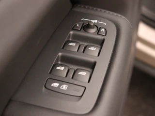 Volvo XC60 Volvo XC60 T6 PLUG-IN HYBRID LONG RANGE PLUS BRIGHT 20INCH SCHUIFDAK CAMERA - afbeelding nr 12