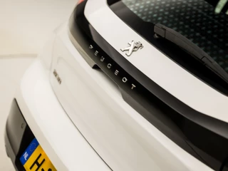 Peugeot 208 Peugeot 208 1.2 PureTech Sport (APPLE CARPLAY, GROOT NAVI, 360 CAMERA, LM VELGEN, SPORTSTOELEN, PARKEERSENSOREN, LED KOPLAMPEN, LANE ASSIST, NIEUWSTAAT) - afbeelding nr 29