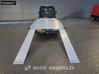 Iveco Daily Iveco Daily 35S18 3.0L Automaat Autotransporter 2025model LED ACC Lier Zwaailamp Oprijwagen Cartransporter Airco - afbeelding nr 10