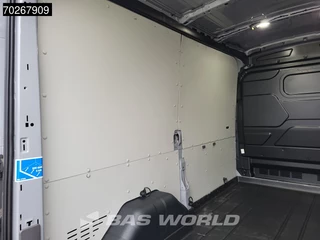 Ford Transit Ford Transit 130pk L2H2 Airco Cruise Camera Trekhaak Parkeersensoren L2 10m3 Airco Trekhaak Cruise control - afbeelding nr 8