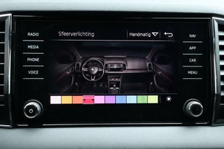 Škoda Karoq Skoda Karoq 1.5 TSI / 150 PK / DSG / Sportline / Black Edition / Panorama / Virtual Cockpit / Camera / Cruise Control / Trekhaak / 18