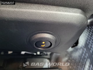 Iveco Daily Iveco Daily 35C21 3.0L Automaat 2025 model Dubbellucht Special color L2H2 LED ACC CarPlay Camera Parkeersensoren 12m3 Airco - afbeelding nr 15
